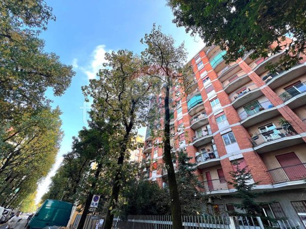 appartamento in vendita a Cinisello Balsamo in zona Robecco