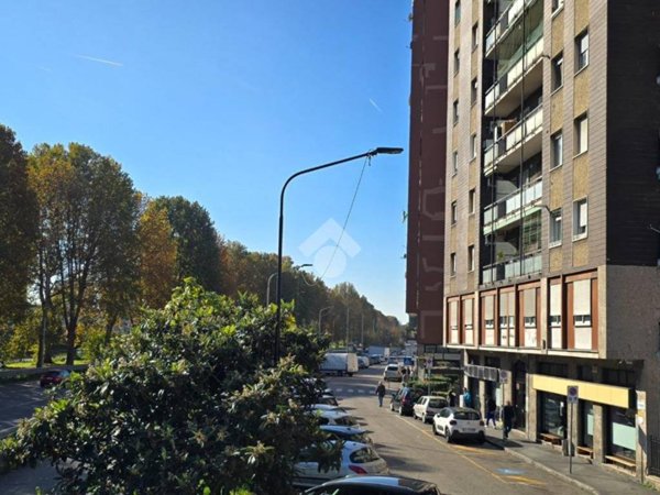 appartamento in vendita a Cinisello Balsamo in zona Robecco