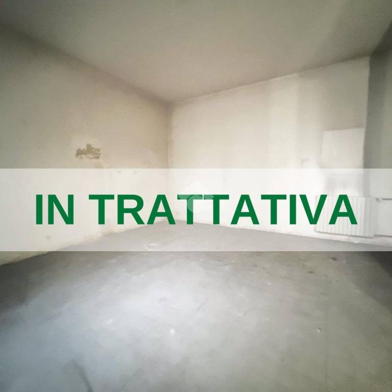 locale commerciale in vendita a Cinisello Balsamo