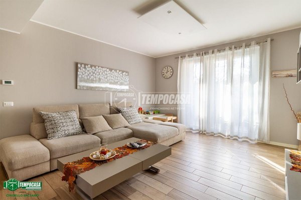 appartamento in vendita a Cinisello Balsamo in zona Sant'Eusebio