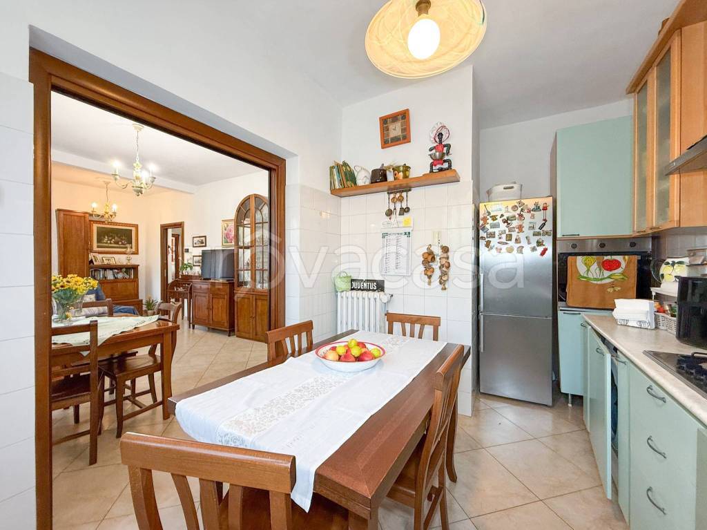 appartamento in vendita a Cinisello Balsamo in zona Campo dei Fiori