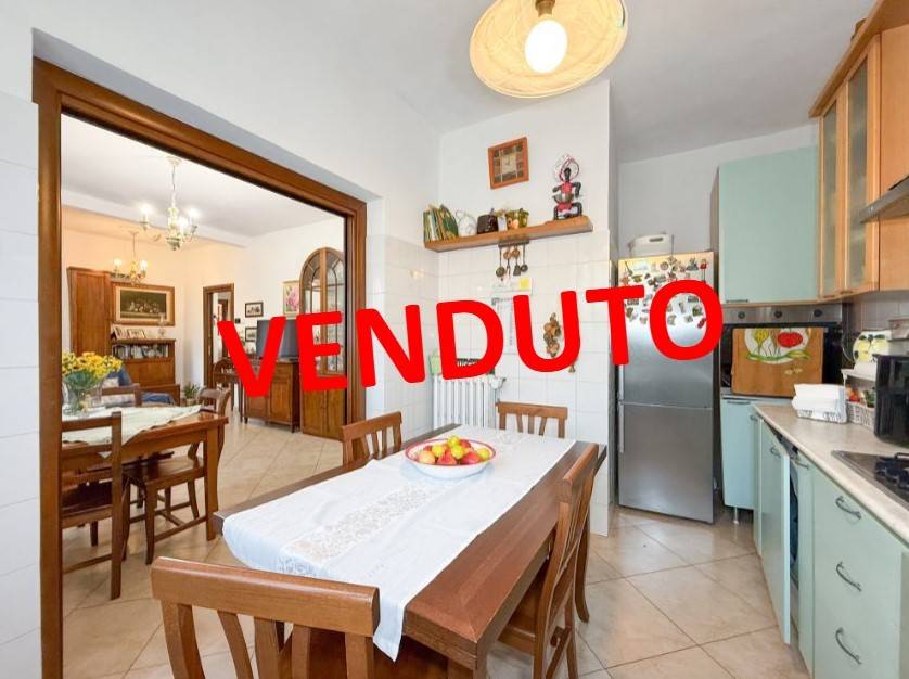 appartamento in vendita a Cinisello Balsamo in zona Campo dei Fiori