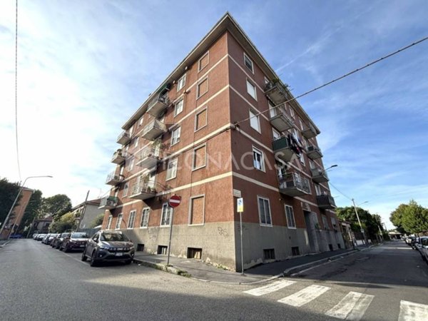 appartamento in vendita a Cinisello Balsamo in zona Robecco