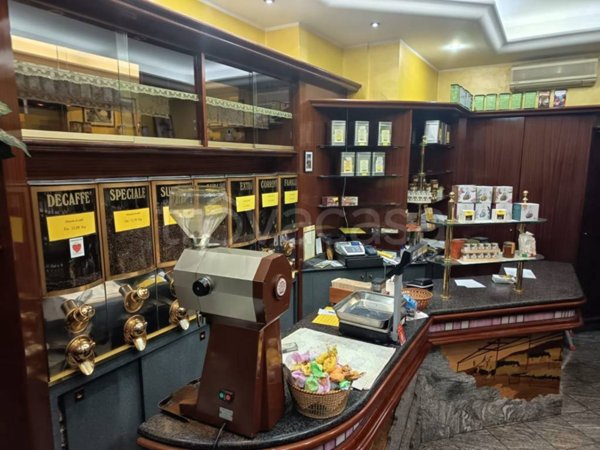 negozio in vendita a Cinisello Balsamo