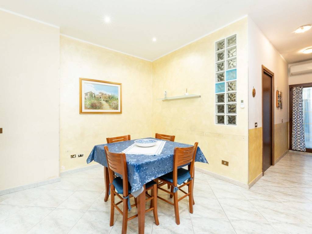 casa indipendente in vendita a Cinisello Balsamo