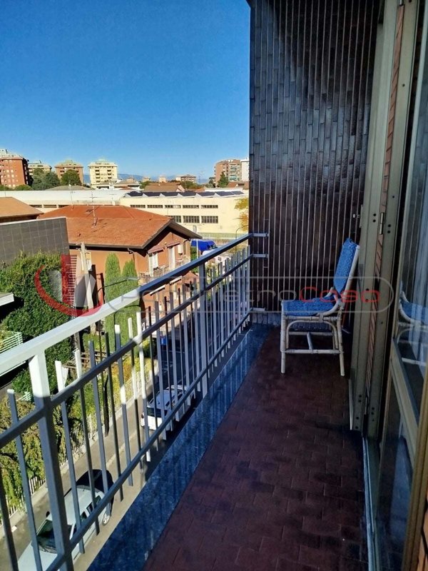 appartamento in vendita a Cinisello Balsamo in zona Campo dei Fiori