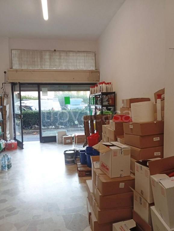 negozio in vendita a Cinisello Balsamo