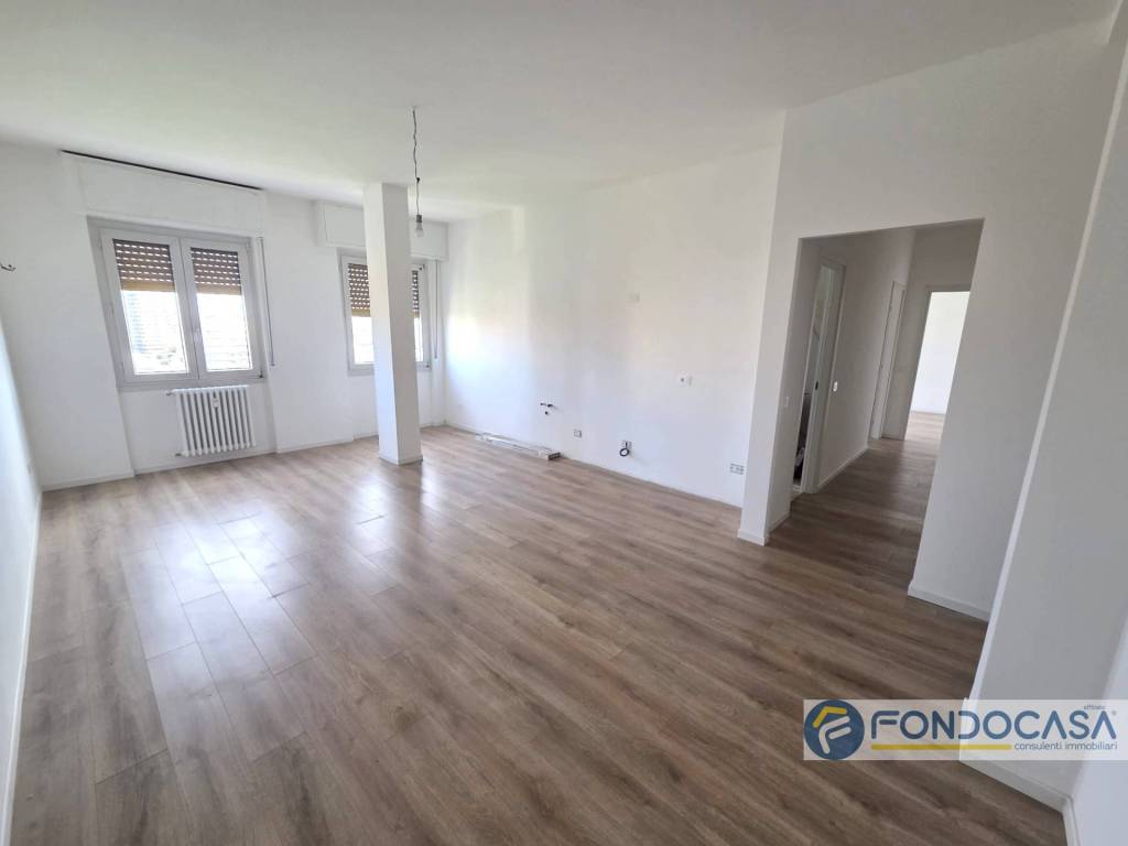 appartamento in vendita a Cinisello Balsamo in zona Robecco