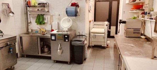 negozio in vendita a Cinisello Balsamo