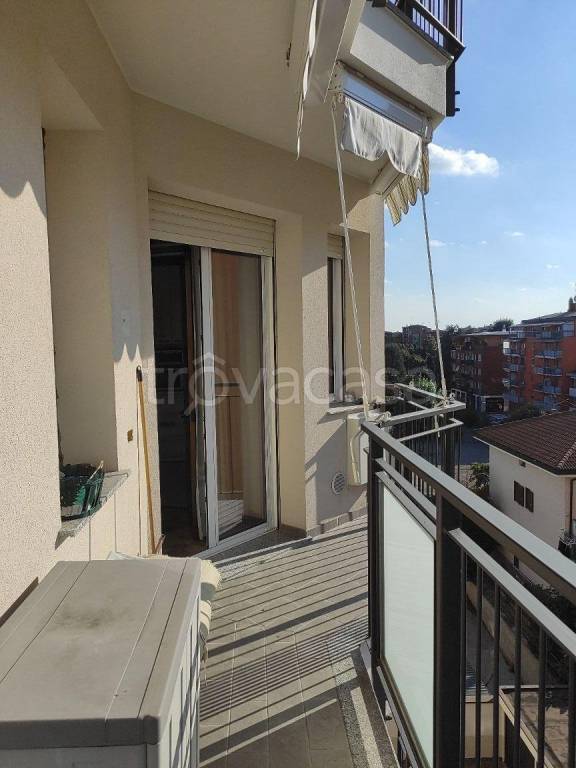 appartamento in vendita a Cinisello Balsamo in zona Robecco