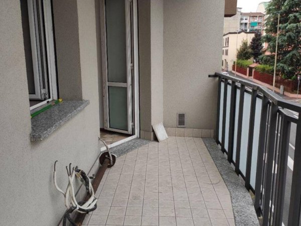 appartamento in vendita a Cinisello Balsamo in zona Robecco