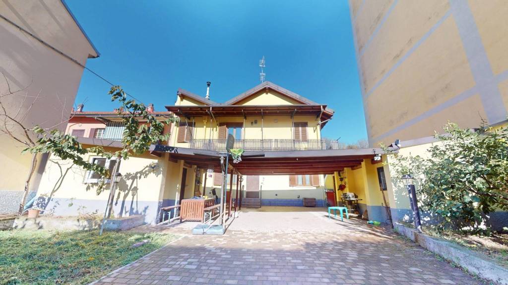 casa indipendente in vendita a Cinisello Balsamo