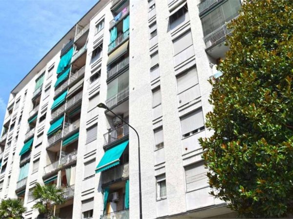 appartamento in vendita a Cinisello Balsamo in zona Robecco