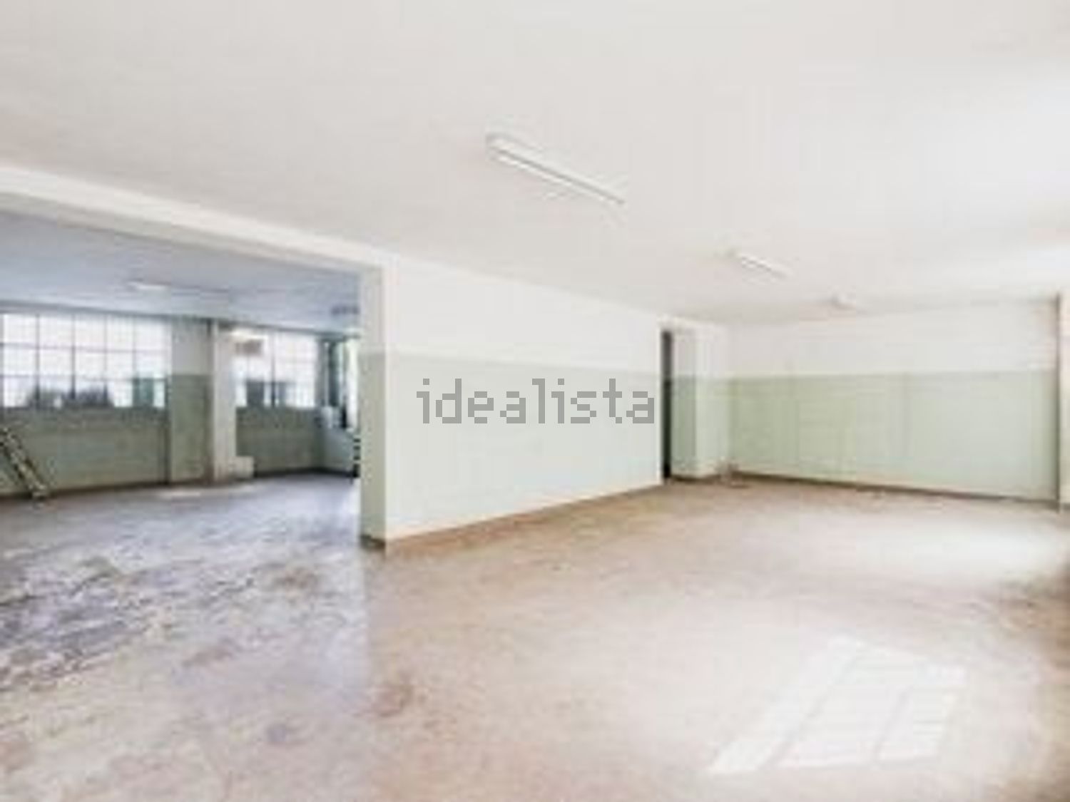 locale di sgombero in vendita a Cinisello Balsamo