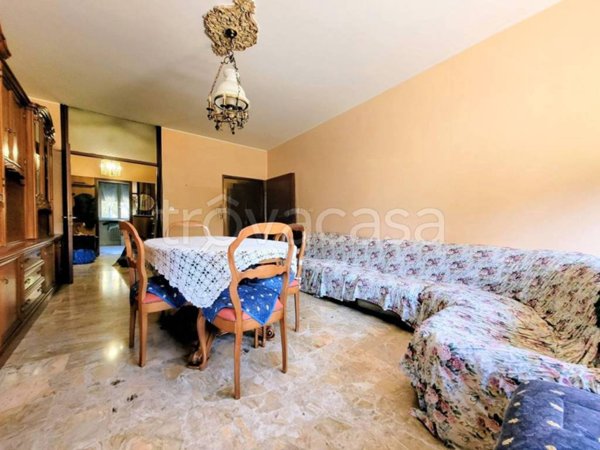 appartamento in vendita a Cinisello Balsamo in zona Campo dei Fiori