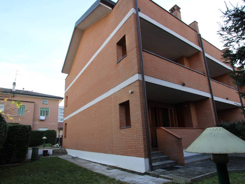 casa indipendente in vendita a Cinisello Balsamo