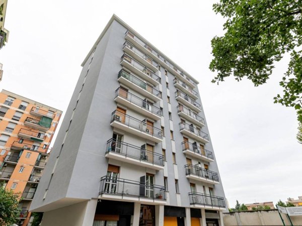 appartamento in vendita a Cinisello Balsamo in zona Robecco