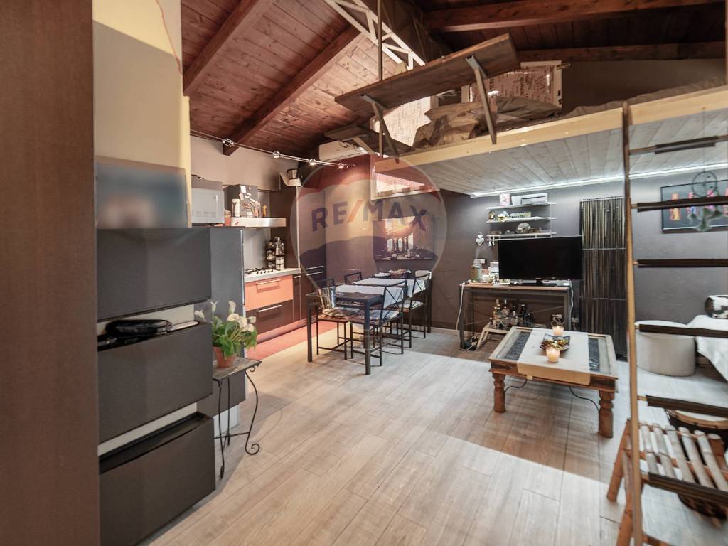 appartamento in vendita a Cinisello Balsamo in zona Robecco