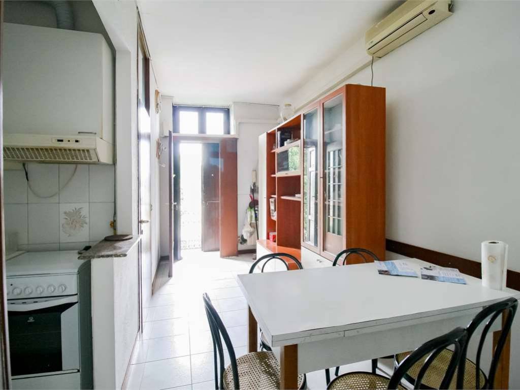 appartamento in vendita a Cinisello Balsamo in zona Robecco