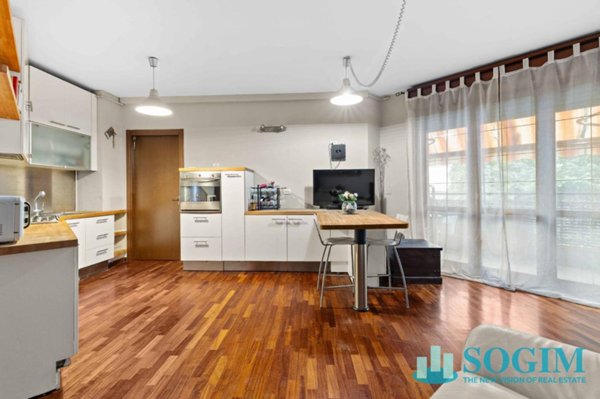 appartamento in vendita a Cinisello Balsamo in zona Robecco