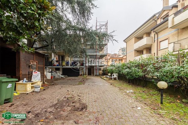 casa indipendente in vendita a Cinisello Balsamo