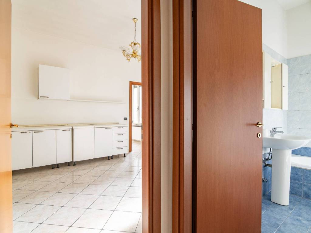 appartamento in vendita a Cinisello Balsamo in zona Robecco