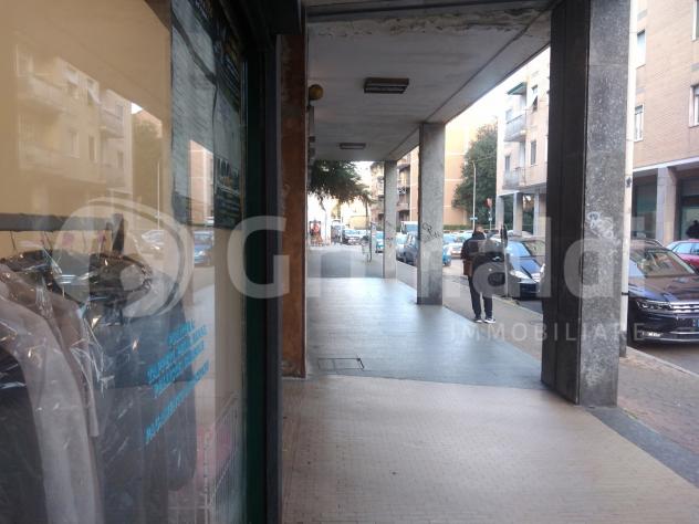 negozio in vendita a Cinisello Balsamo