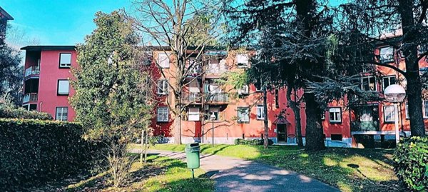 appartamento in vendita a Cinisello Balsamo in zona Campo dei Fiori