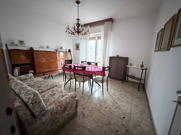 appartamento in vendita a Cinisello Balsamo in zona Sant'Eusebio