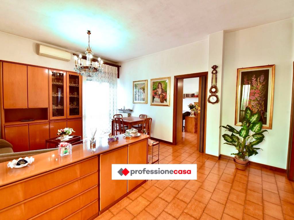casa indipendente in vendita a Cinisello Balsamo in zona Robecco
