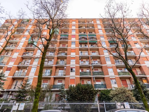 appartamento in vendita a Cinisello Balsamo in zona Robecco