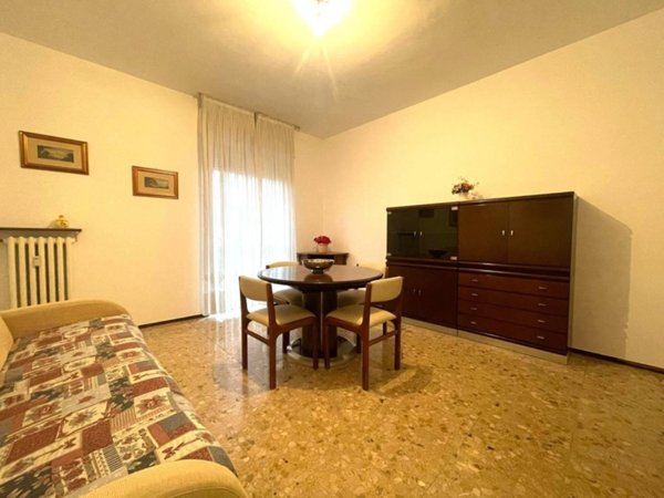 appartamento in vendita a Cinisello Balsamo in zona Robecco