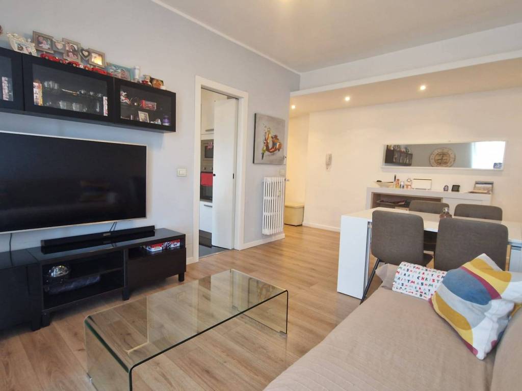 appartamento in vendita a Cinisello Balsamo in zona Robecco