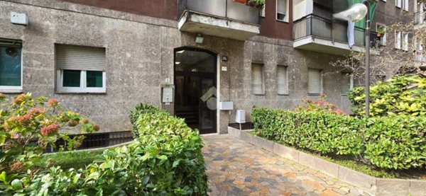appartamento in vendita a Cinisello Balsamo in zona Crocetta
