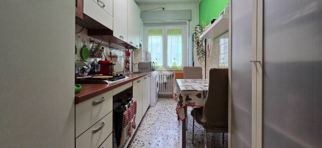 appartamento in vendita a Cinisello Balsamo in zona Crocetta