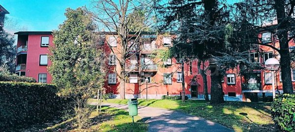 appartamento in vendita a Cinisello Balsamo in zona Campo dei Fiori