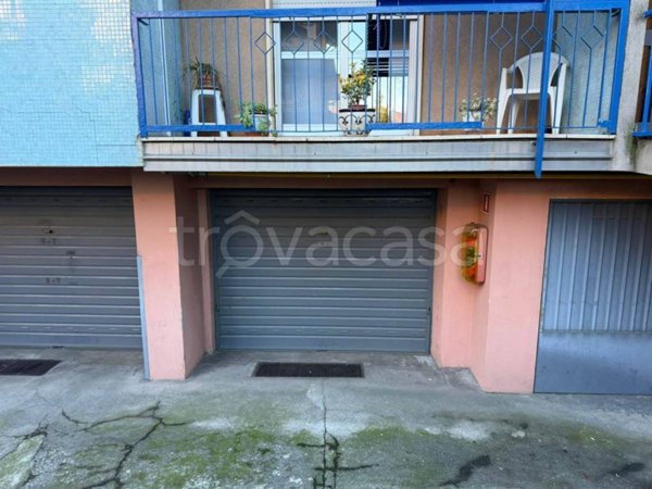 box auto in vendita a Cinisello Balsamo