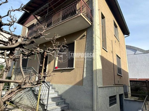 casa indipendente in vendita a Cinisello Balsamo