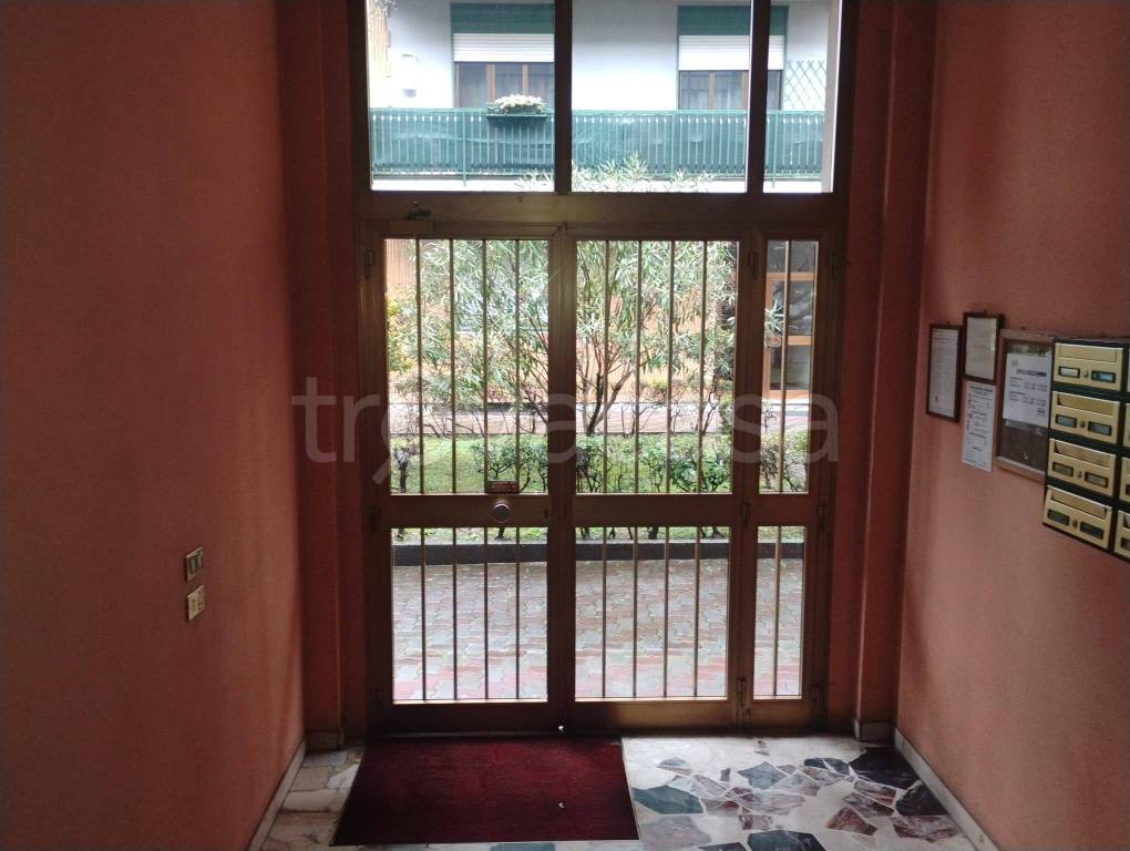 appartamento in vendita a Cinisello Balsamo in zona Robecco