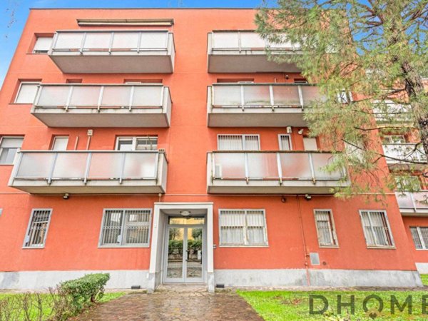 appartamento in vendita a Cinisello Balsamo in zona Robecco