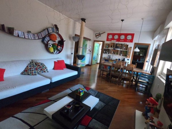 appartamento in vendita a Cinisello Balsamo in zona Campo dei Fiori