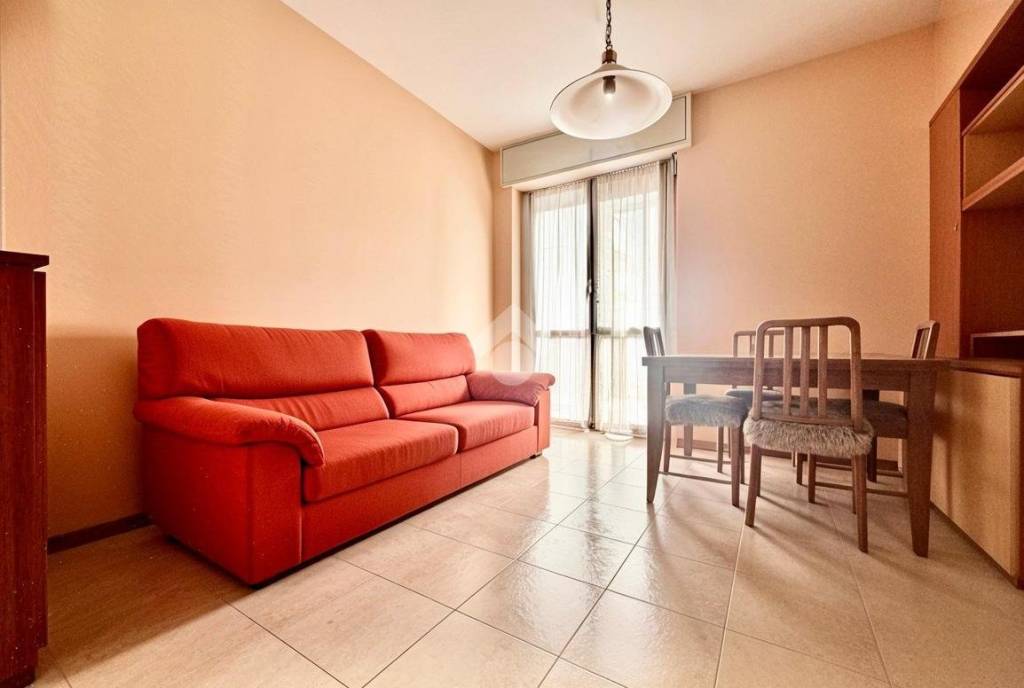 appartamento in vendita a Cinisello Balsamo in zona Campo dei Fiori