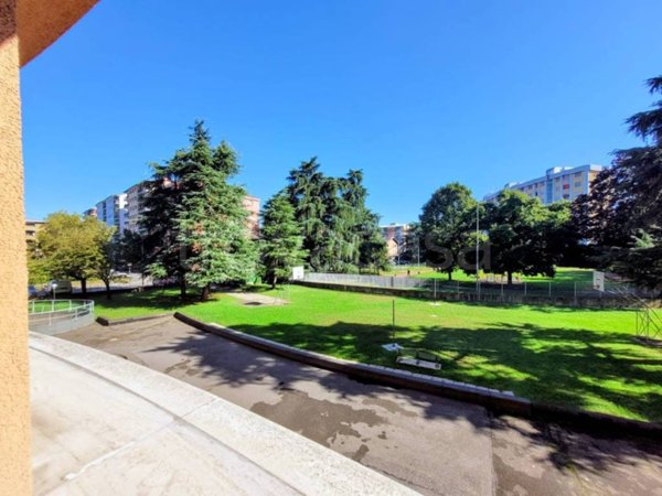 appartamento in vendita a Cinisello Balsamo in zona Campo dei Fiori