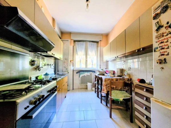 appartamento in vendita a Cinisello Balsamo in zona Campo dei Fiori