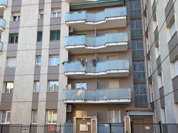 appartamento in vendita a Cinisello Balsamo in zona Robecco