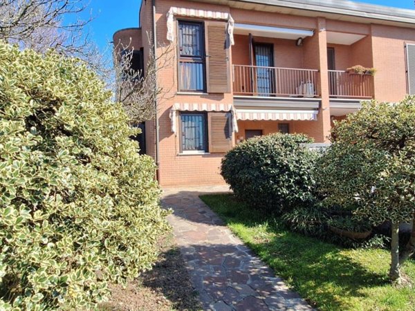 casa indipendente in vendita a Cinisello Balsamo