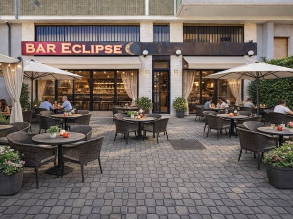 negozio in vendita a Cinisello Balsamo in zona Robecco