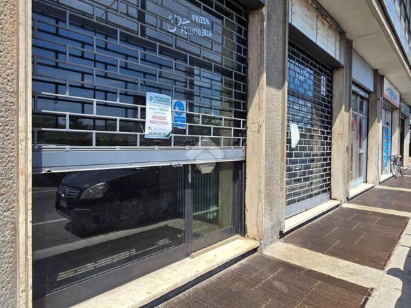 appartamento in vendita a Cinisello Balsamo in zona Robecco