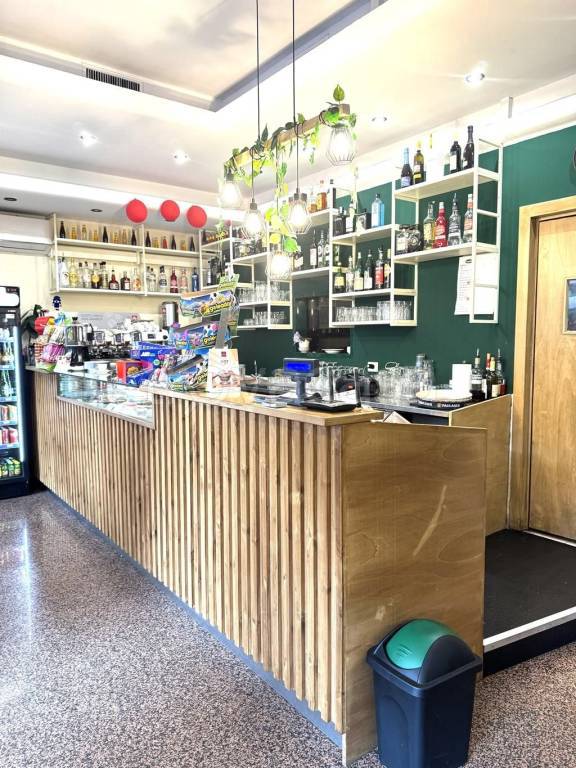 negozio in vendita a Cinisello Balsamo