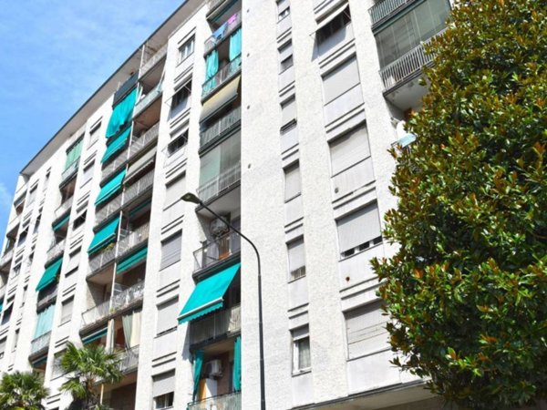 appartamento in vendita a Cinisello Balsamo in zona Robecco